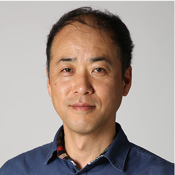 石山 恒貴 氏